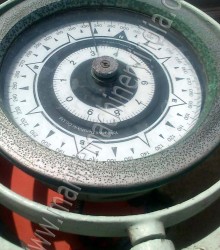 Yokogawa Denshikiki Marine Gyro Compass Repeater Compass